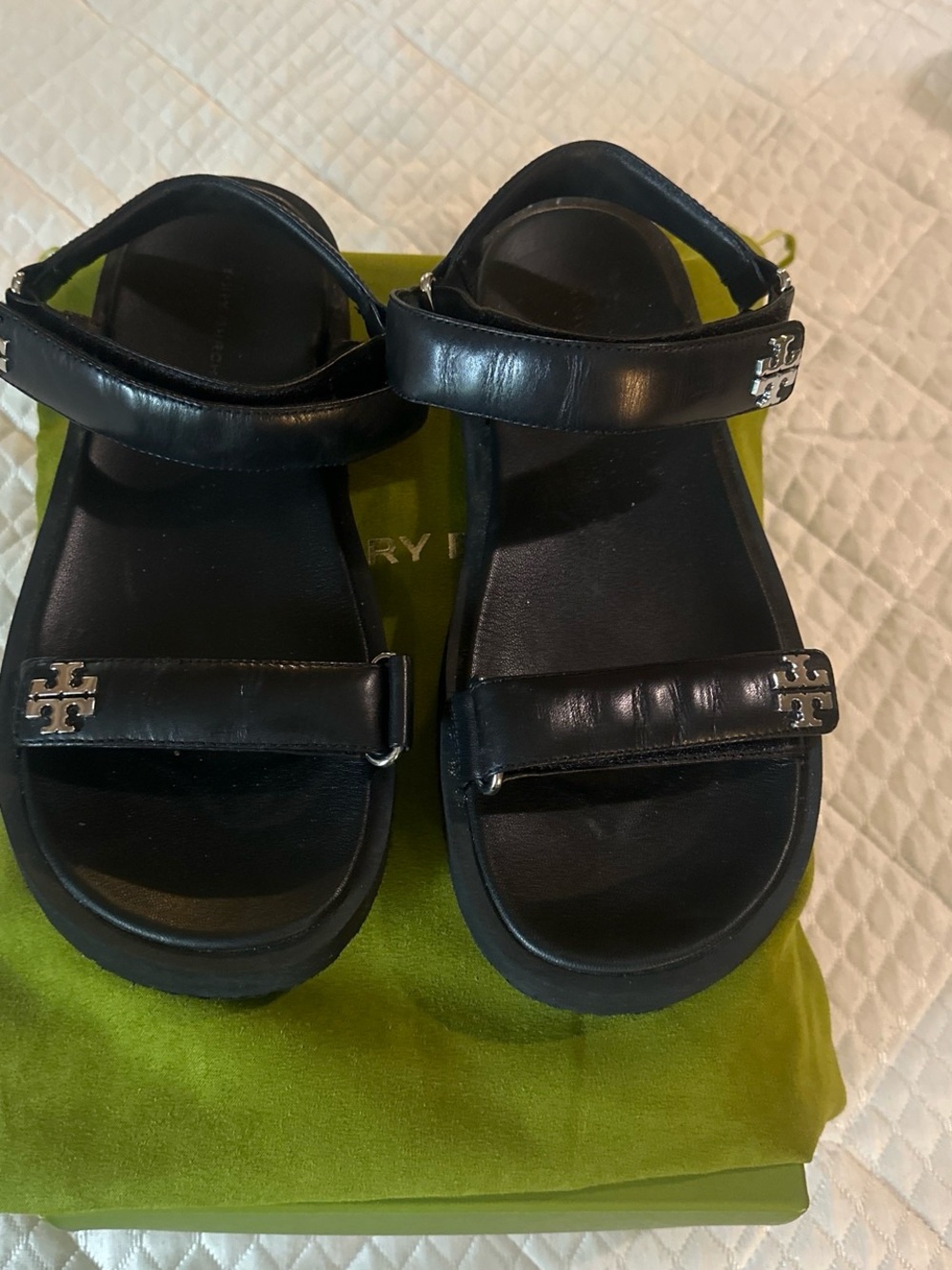 Tory Burch women’s ' Kira Sport Slim Sandal - Black size 8 - Picture 2 of 6